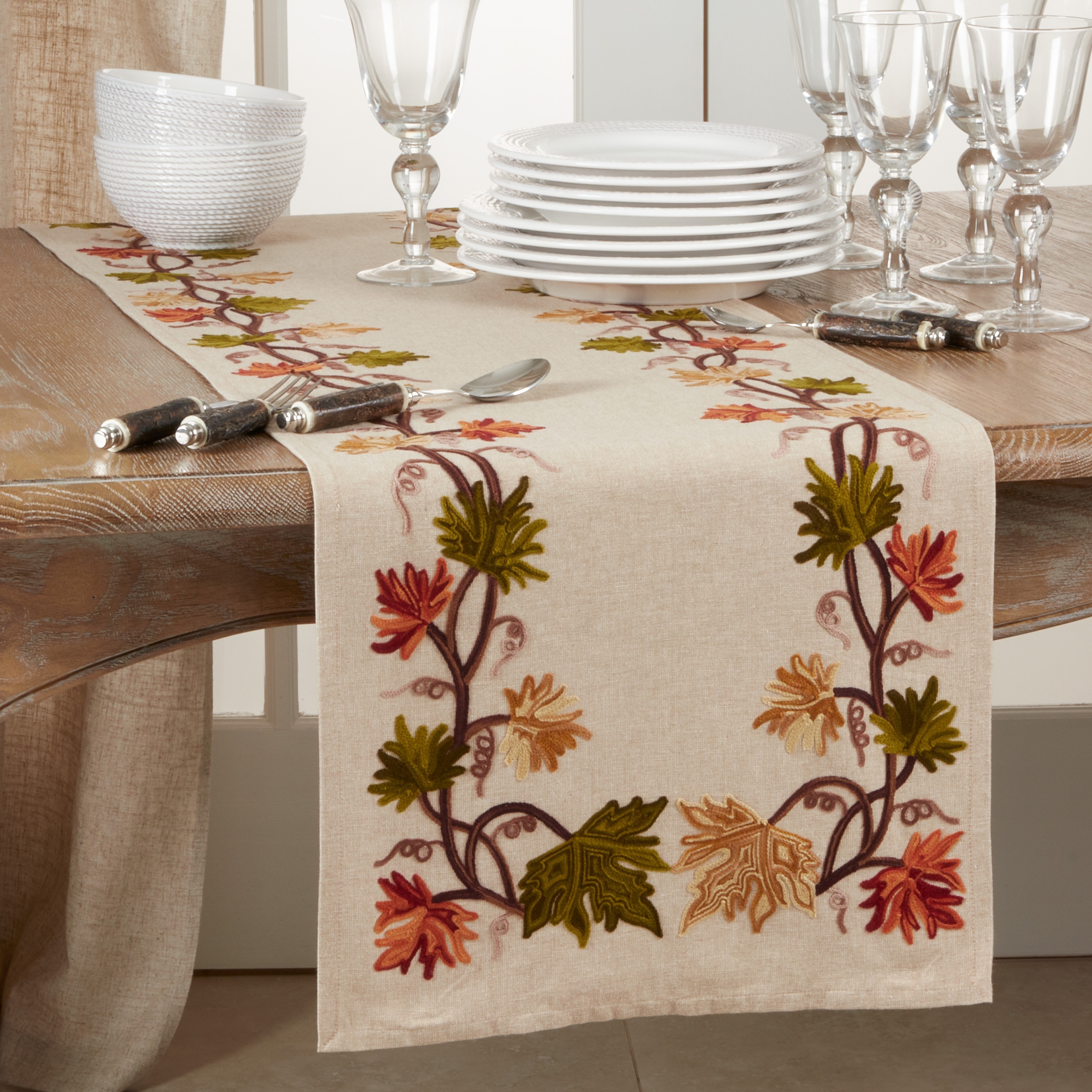 Saro Lifestyle Fall Leaf Design Embroidered Table Runner - 16"x72"