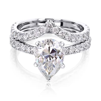 Annello by Kobelli 14k Gold 3 1/10ct TGW Pear Moissanite and Natural Diamond Chevron Band (V-Shaped) Bridal Set