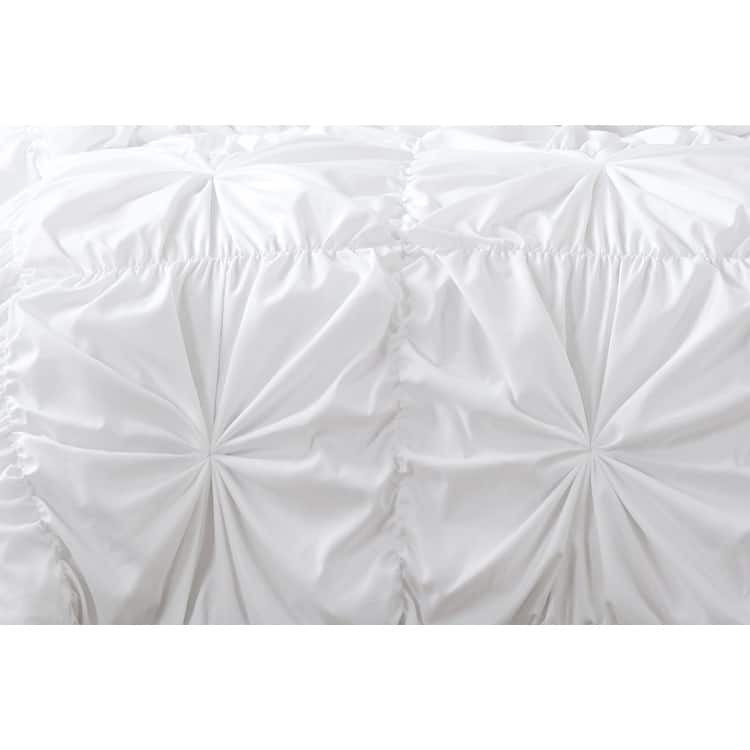 Casa Pintuck 3pc Coverlet Set