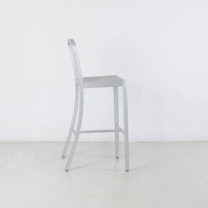 Army Modern Aluminum Slat Back Bar Stool (24-inch/ 29-inch)