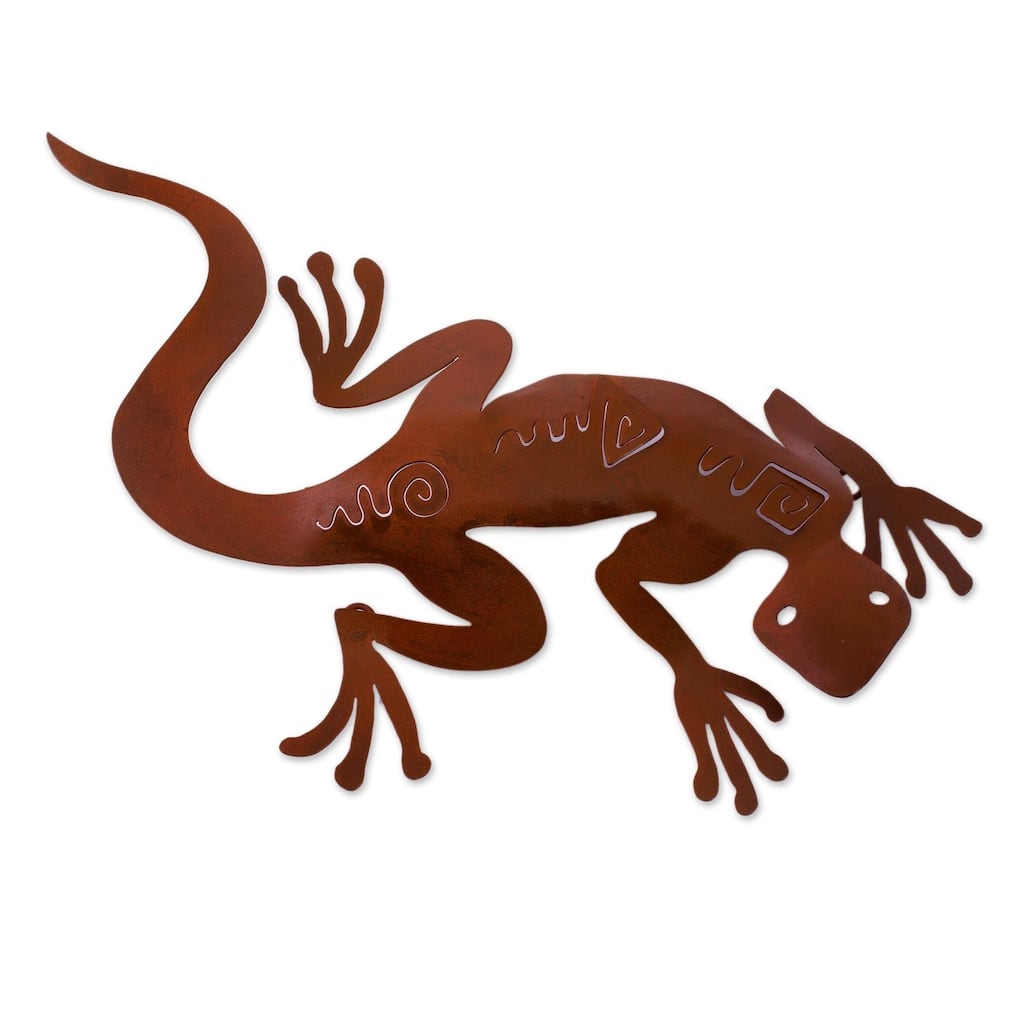 Handmade Spying Gecko Iron Wall Art (Mexico)