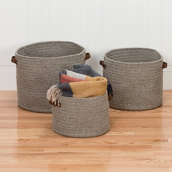 https://ak1.ostkcdn.com/images/products/30689025/Colonial-Mills-Monoco-Indoor-Natural-Wool-Eco-Friendly-Soft-Braided-Basket-ad02a2b5-897a-4523-9c37-372181db1325_600.jpg?impolicy=medium