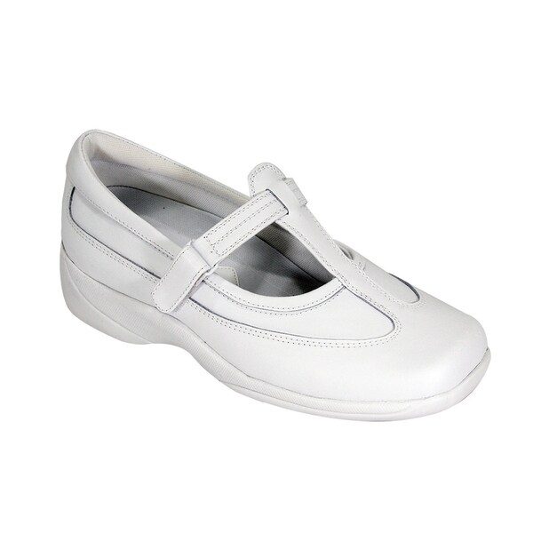 wide width t strap shoes