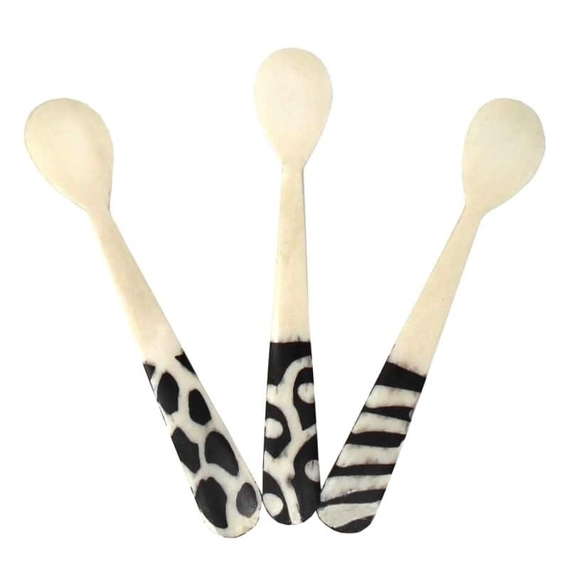 Handmade Natural Bone Batiked Appetizer Set, 3-Piece (Kenya) - 3 Spoons
