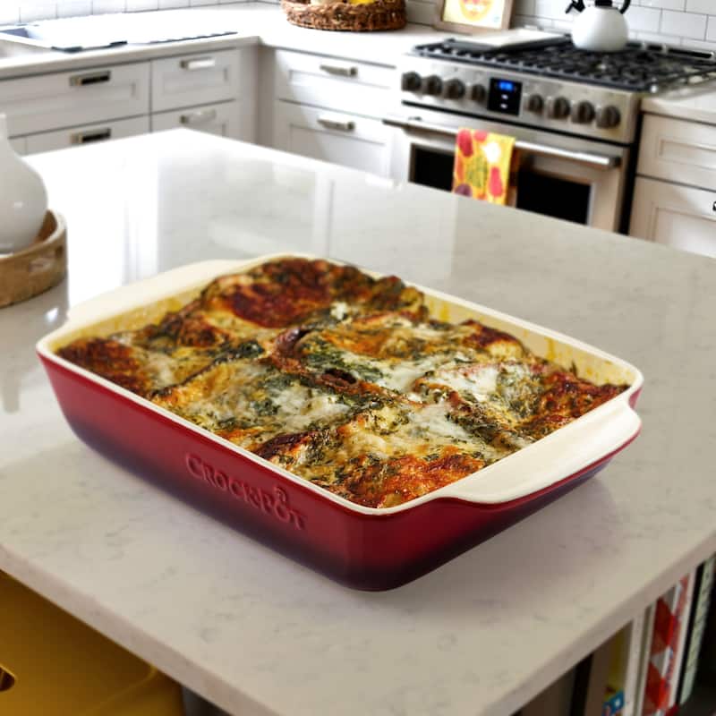 Crock Pot Artisan 5.6 Quart Stoneware Bake Pan in Red