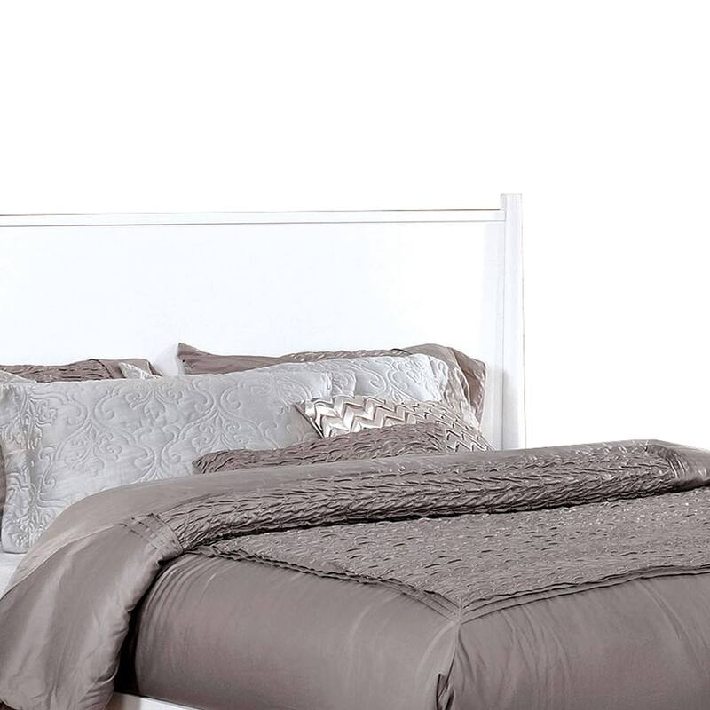 Transitional Wooden Full Bed with Round Tapered Legs and Headboard, White