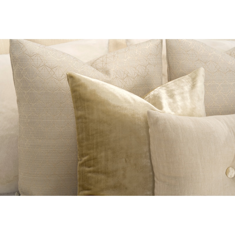 Such A Beauty Elegant Faux Fur Supreme Duvet Cover and Insert Set