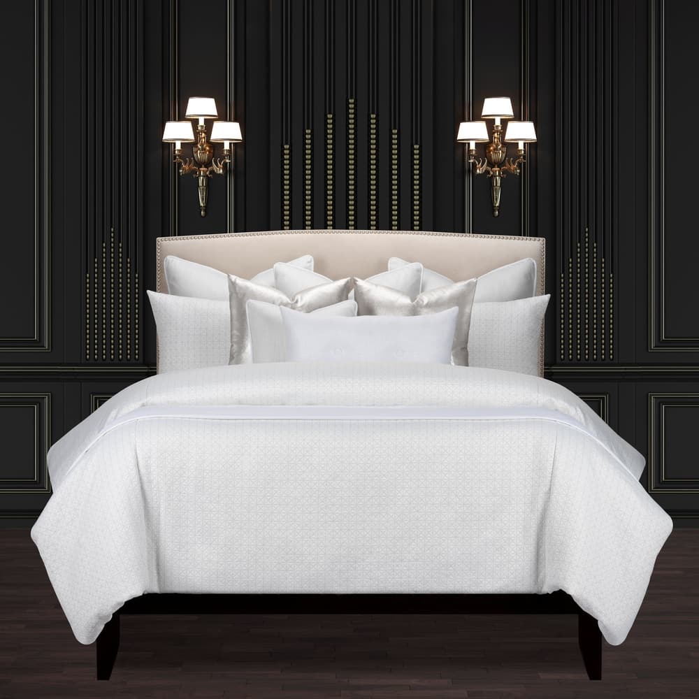 Manuscript Geometric Shimmering Supreme Duvet Cover and Insert Set