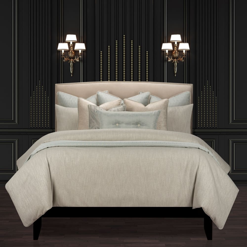 Lumiere Shimmering Supreme Duvet Cover and Insert Set