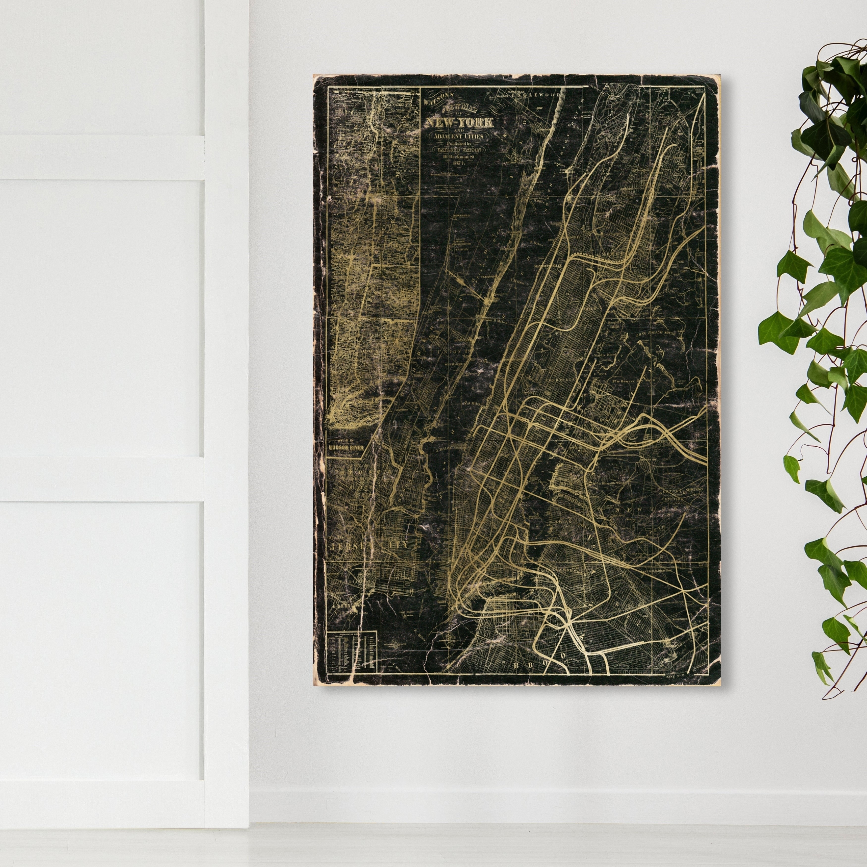 Oliver Gal Maps and Flags Wall Art Canvas Prints undefinedNY