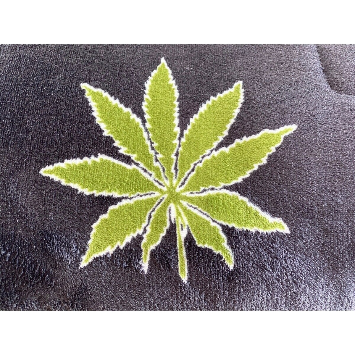 New Marijuana Warm Super Thick Soft Borrego Sherpa Quilted Blanket 3 Piece Set 