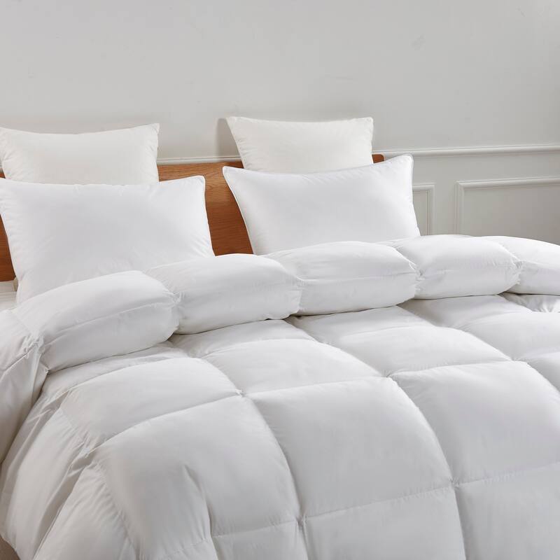 Serta 233 Thread Count White Goose Feather And White Goose Down Fiber Comforter