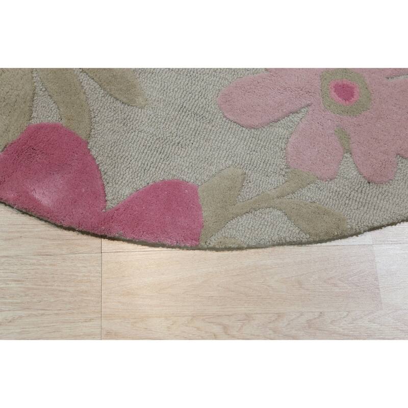 Home Decor Gray Florida Area Rug by EORC Stylish and Versatile Area Rug for Adding a Modern Touch and Comfort to Your Living