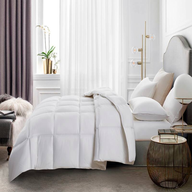 Serta 233 Thread Count White Goose Feather And White Goose Down Fiber Comforter