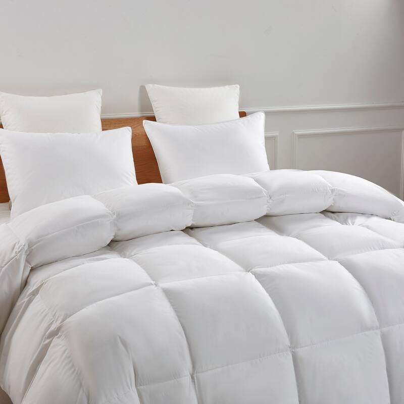 Serta 233 Thread Count White Goose Feather And White Goose Down Fiber Comforter