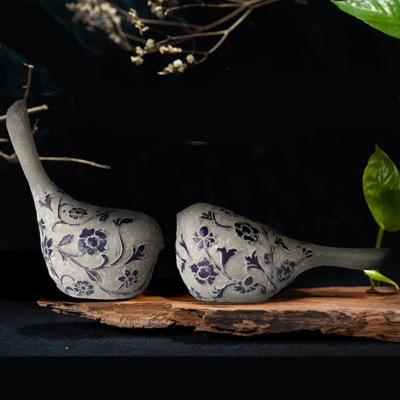 Resin Bloomsbury Sitting Bird 5.5"