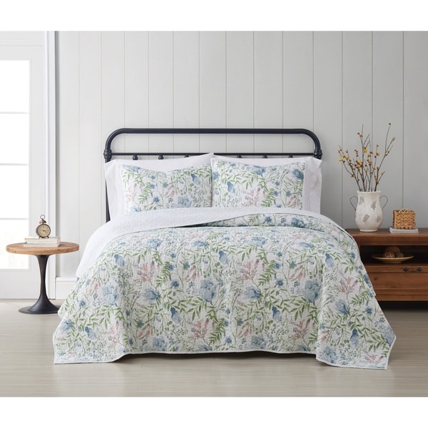 Cottage Classics Field Floral 3 Piece Quilt Set. Opens flyout.