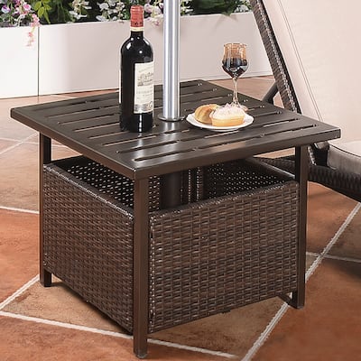 Outsunny Wicker Rattan Outdoor Patio Side Table with Umbrella Hole