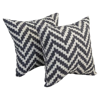 17-inch Square Polyester Outdoor Throw Pillows (Set of 2)