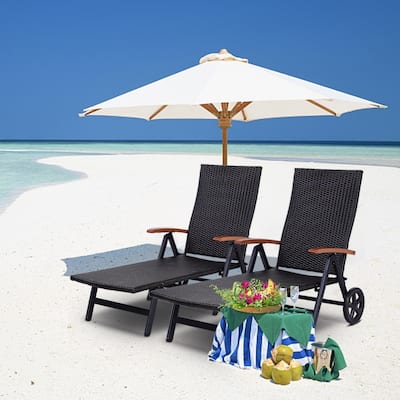 Outdoor Folding Rattan Reclining Chair Adjustable Patio Chaise Lounge