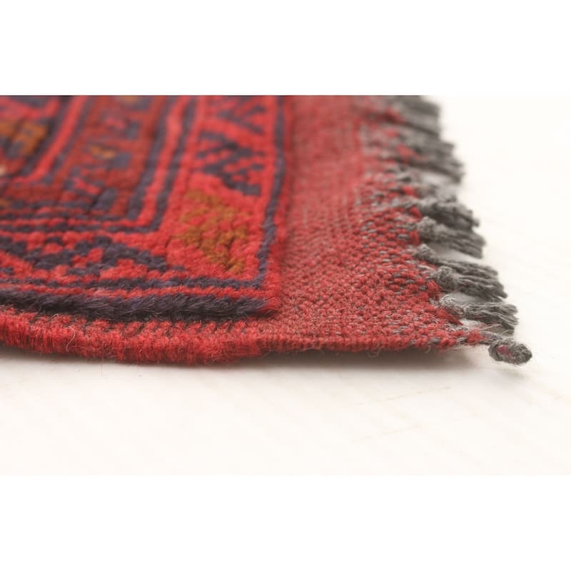 Hand-knotted Finest Khal Mohammadi Red Wool Rug - 5'1 x 6'6/5'1" x 6'6"
