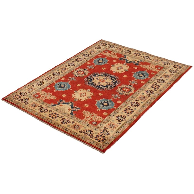 Hand-knotted Finest Gazni Red Wool Rug - 4'10 x 6'5/4'10" x 6'5"