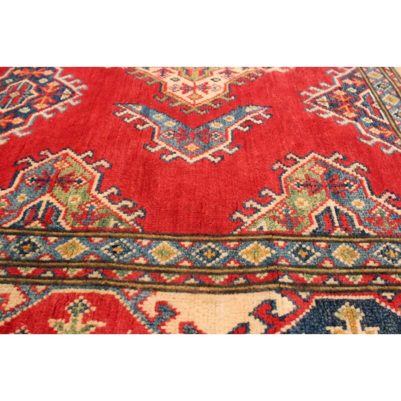 Hand-knotted Finest Gazni Red Wool Rug - 4'11 x 6'6/4'11" x 6'6"