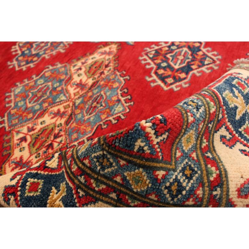 Hand-knotted Finest Gazni Red Wool Rug - 4'11 x 6'6/4'11" x 6'6"
