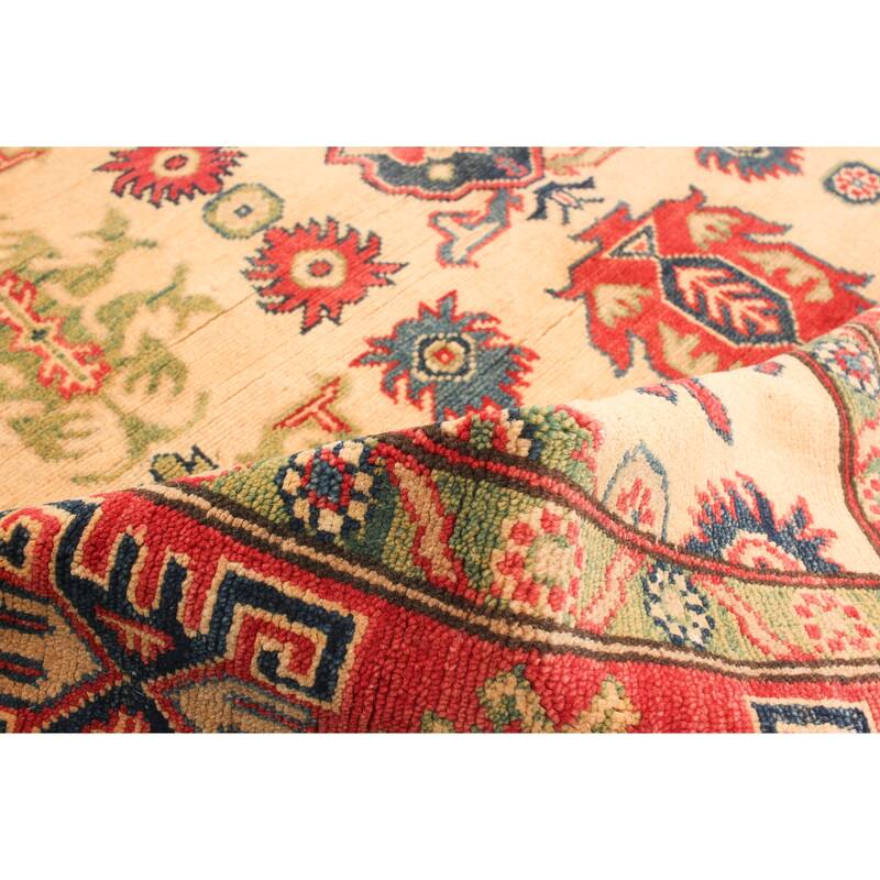 Hand-knotted Finest Gazni Cream, Red Wool Rug - 6'7 x 5'0/6'7" x 5'0"