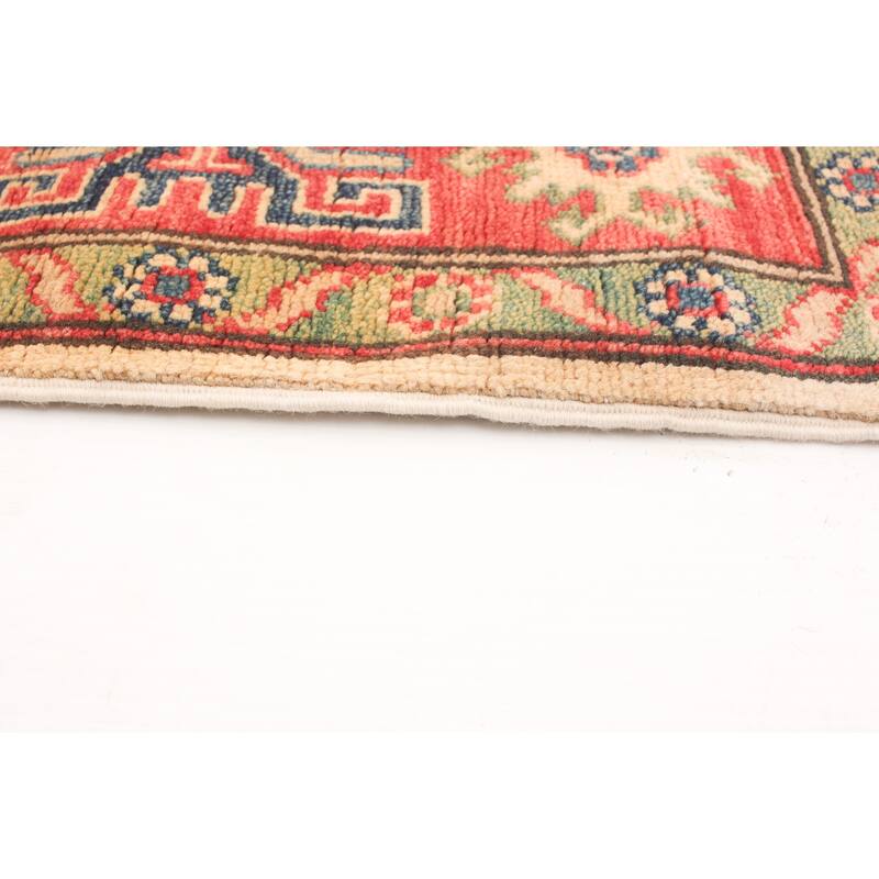 Hand-knotted Finest Gazni Cream, Red Wool Rug - 6'7 x 5'0/6'7" x 5'0"