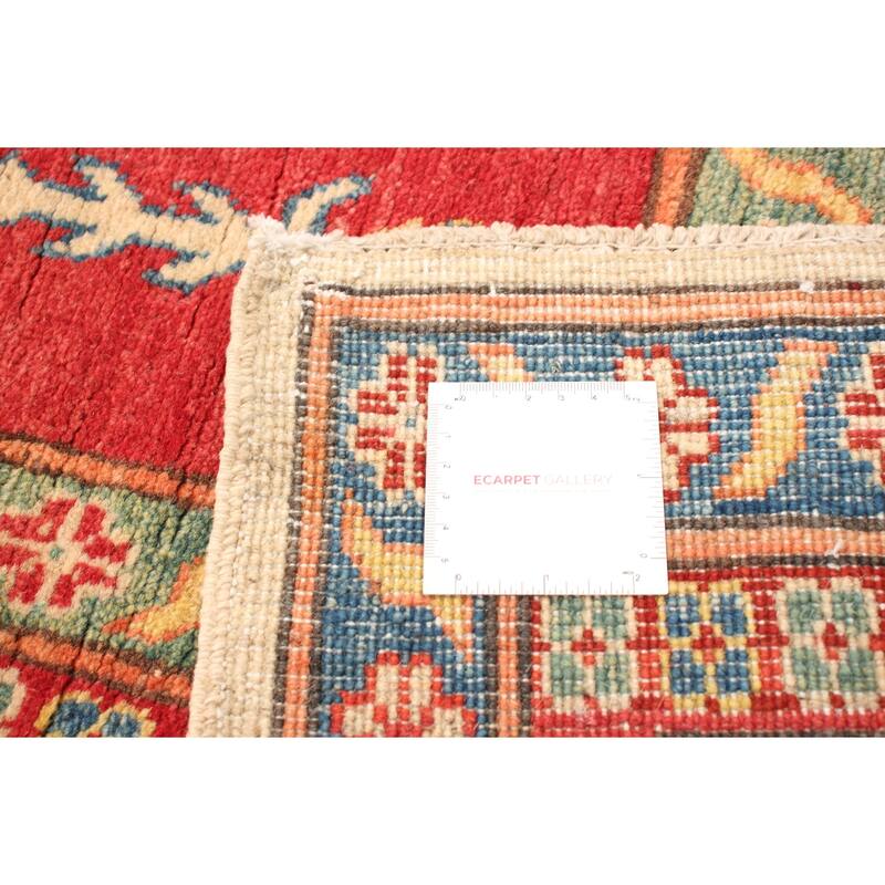Hand-knotted Finest Gazni Red Wool Rug - 6'2" x 9'4"/6'2 x 9'4