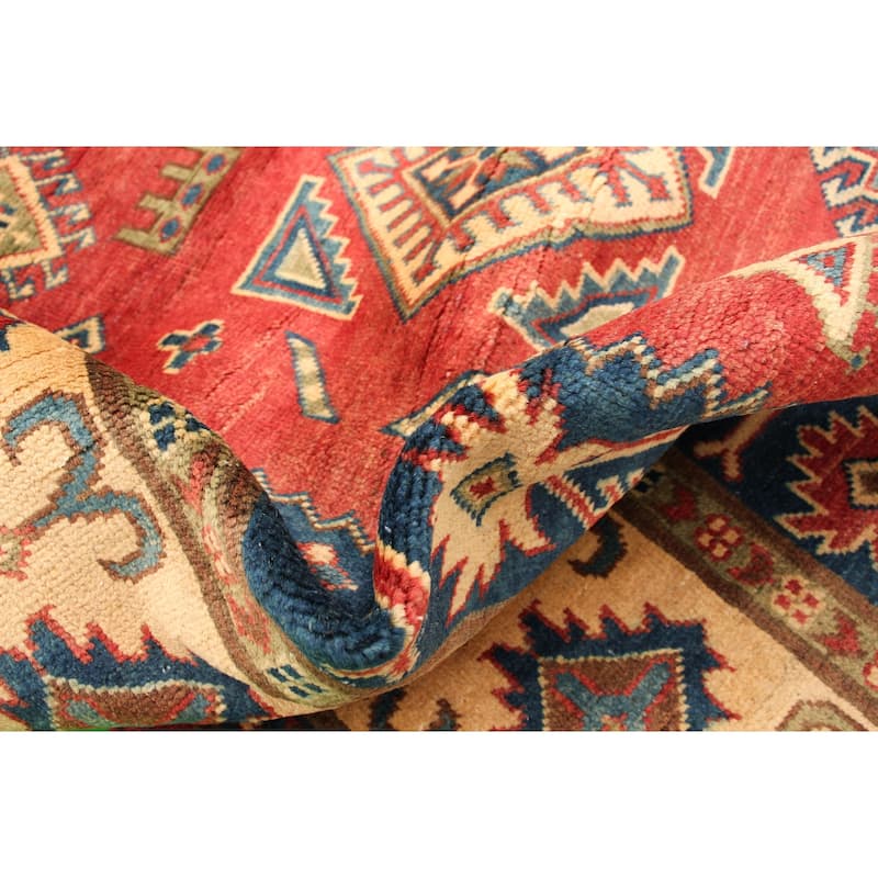 Hand-knotted Finest Gazni Red Wool Rug - 6'3" x 9'9"/6'3 x 9'9