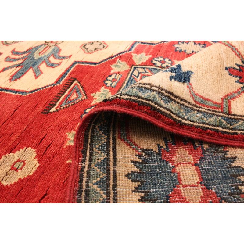 Hand-knotted Finest Gazni Red Wool Rug - 5'7 x 7'10/5'7" x 7'10"