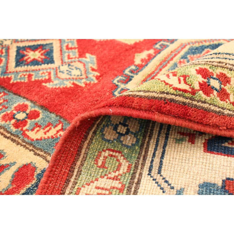 Hand-knotted Finest Gazni Red Wool Rug - 5'11 x 8'0/5'11" x 8'0"