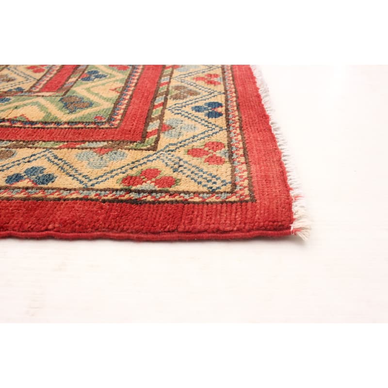 Hand-knotted Finest Gazni Red Wool Rug - 4'0" x 5'10"/4'0 x 5'10