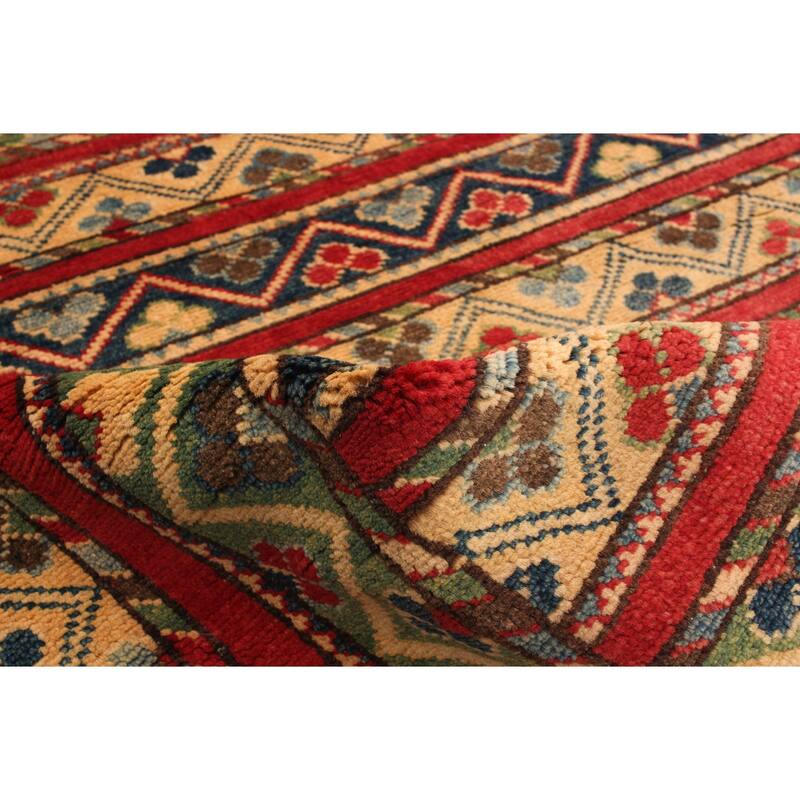Hand-knotted Finest Gazni Red Wool Rug - 4'0" x 5'10"/4'0 x 5'10