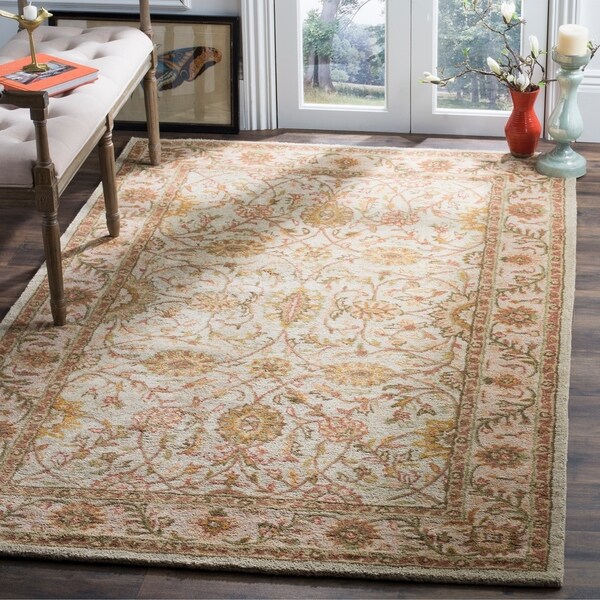 Safavieh Handmade Antiquities Kashan Ivory/ Beige Wool Rug - 5' x 8'