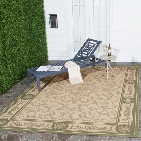 Safavieh Beaches Scrollwork Natural/ Olive Green Indoor/ Outdoor Rug - 8' x 11'