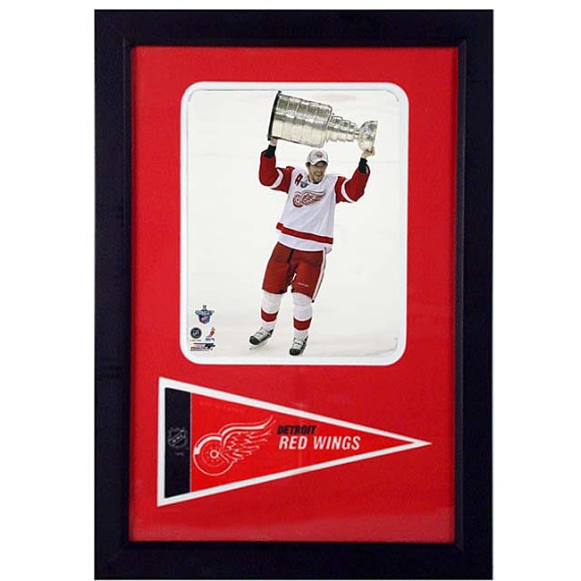 Pavel Datsyuk 12x18 Framed Print and Pennant Collectible