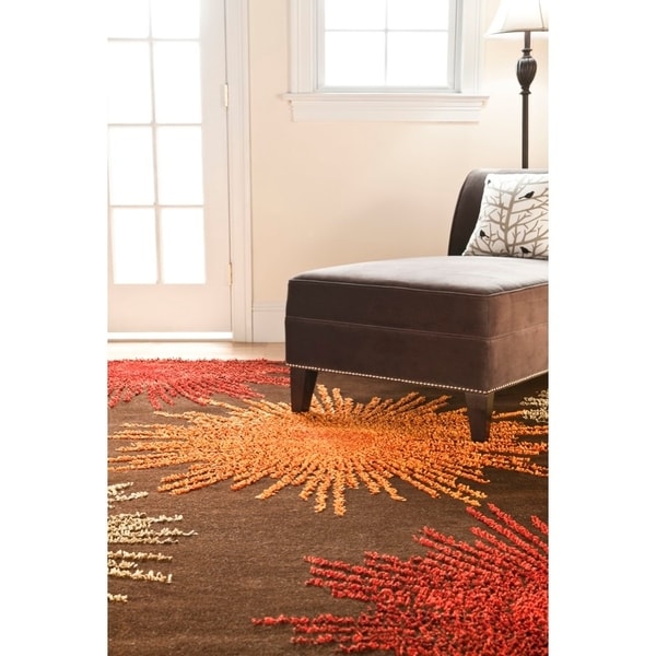 Safavieh Handmade Soho Burst Brown New Zealand Wool Rug - 3'6 x 5'6