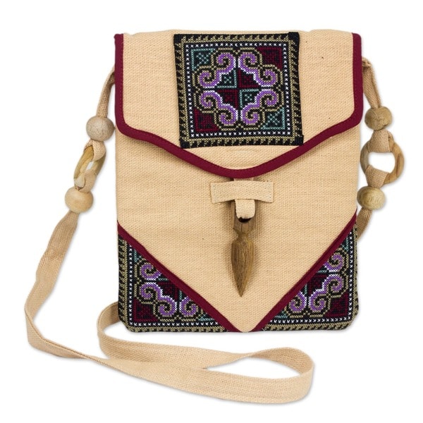 Handmade Hemp 'Miracle Red' Shoulder Bag (Thailand)