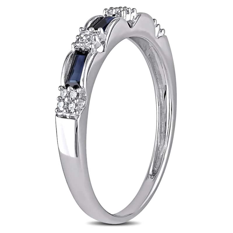 Miadora 10k White Gold Sapphire and 1/10ct TDW Diamond Ring (H-I, I1-I2)