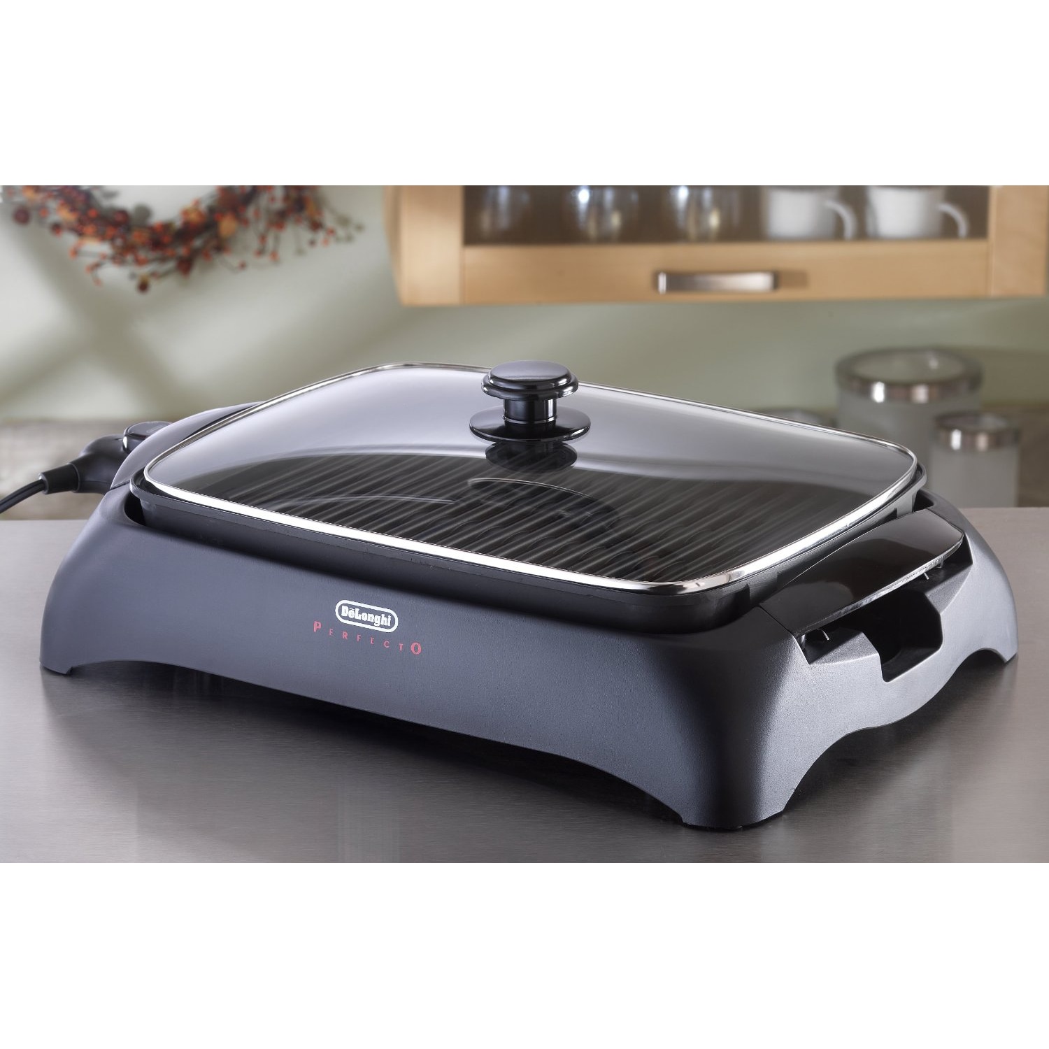 DeLonghi BG24 Healthy Indoor Grill with Die Cast Aluminum Non Stick Cooking Surface