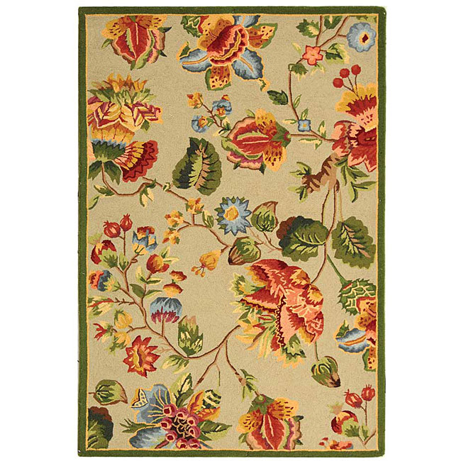 Hand hooked Transitional Sage Wool Rug (39 X 59) (GreenPattern FloralMeasures 0.375 inch thickTip We recommend the use of a non skid pad to keep the rug in place on smooth surfaces.All rug sizes are approximate. Due to the difference of monitor colors, 