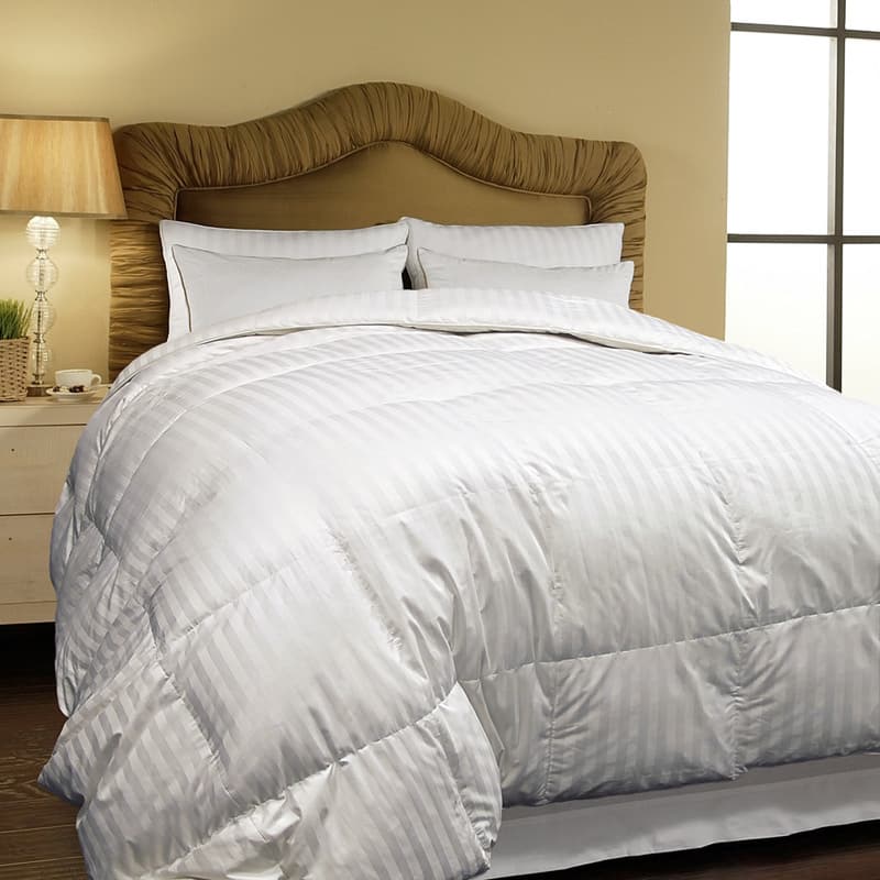 Hotel Grand White Siberian Down 500 Thread Count Allseason Comforter