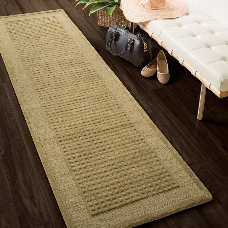 Nourison Westport Solid Border Hand-tufted Wool Area Rug