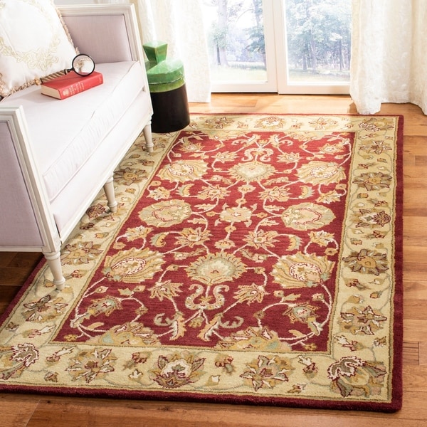 Safavieh Handmade Heritage Traditional Kerman Red/ Gold Wool Rug - 7'6 x 9'6