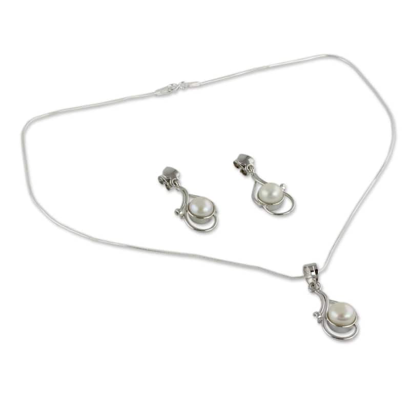 Lunar Magic Oval White Pearls in Rhodium Plated 925 Sterling Silver Pendant Necklace and Earrings Wo