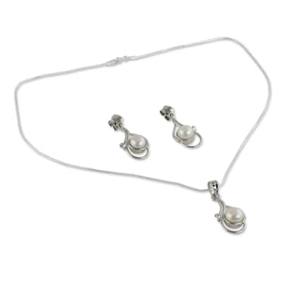 Lunar Magic Oval White Pearls in Rhodium Plated 925 Sterling Silver Pendant Necklace and Earrings Wo