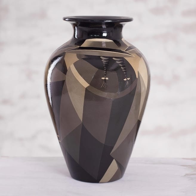 Handmade Sepia Women Ceramic Vase (Peru)